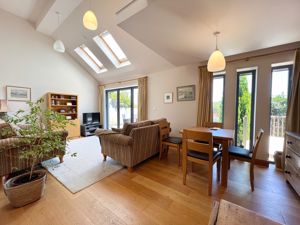 Photo 16- click for photo gallery